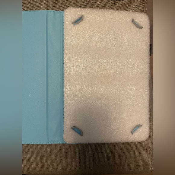 Cats in a tea cup 10.1 inch universal tablet case - Picture 3 of 5